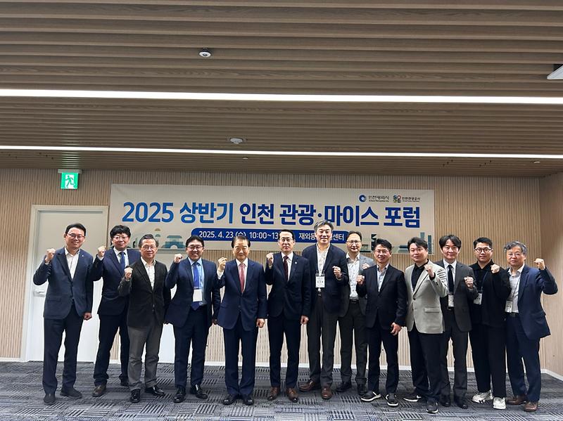 단체사진.jpg